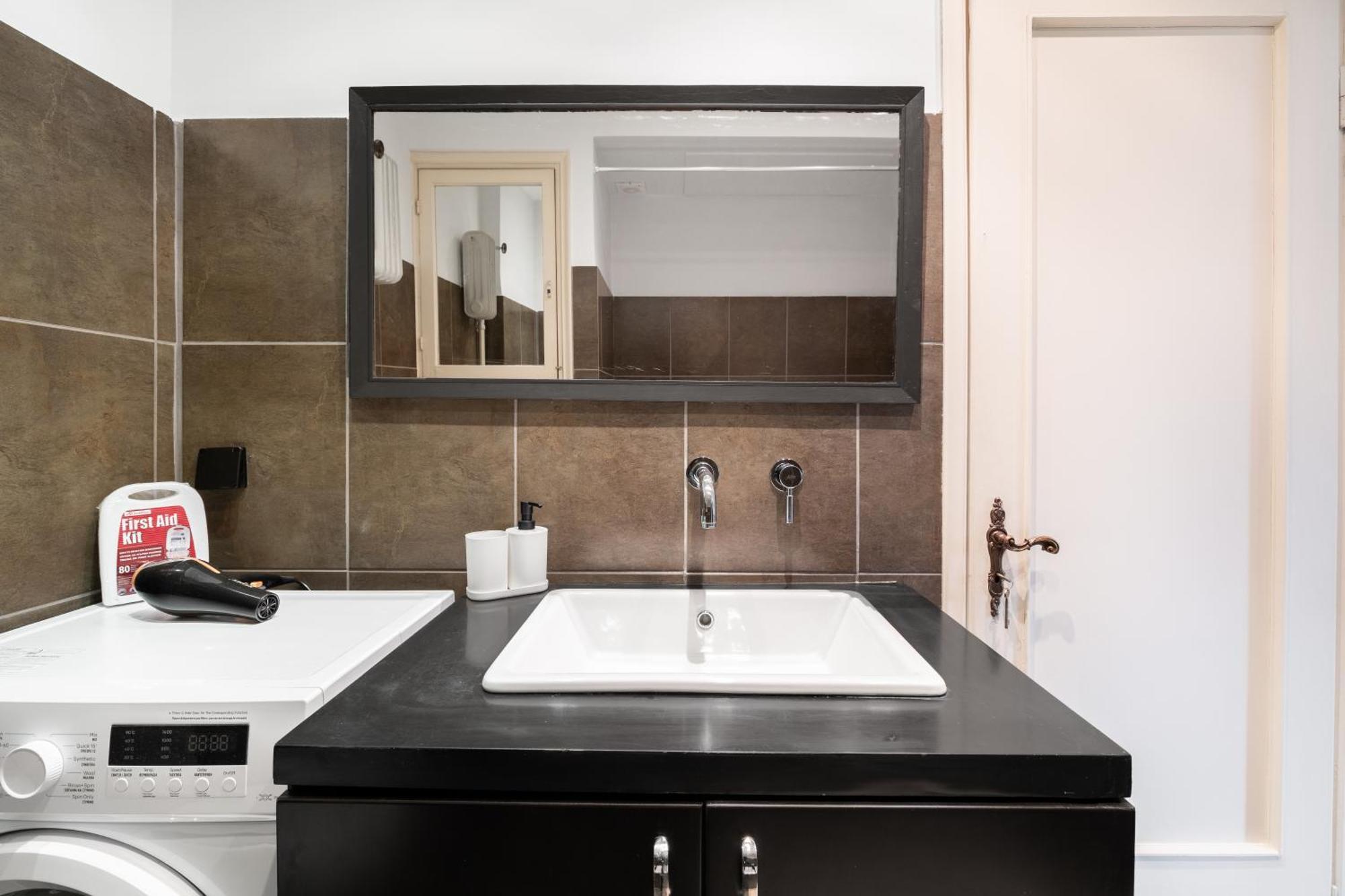 Super Central Apartment In Syntagma By Athenian Keys Екстер'єр фото